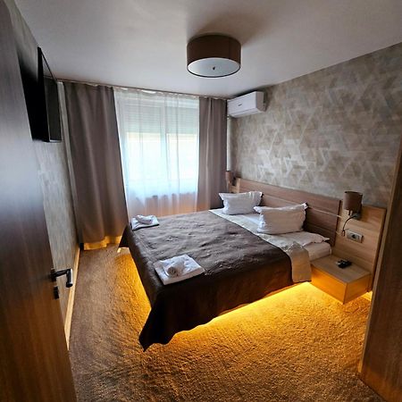 Cazare Apartamente Iris Băile Felix Exterior foto