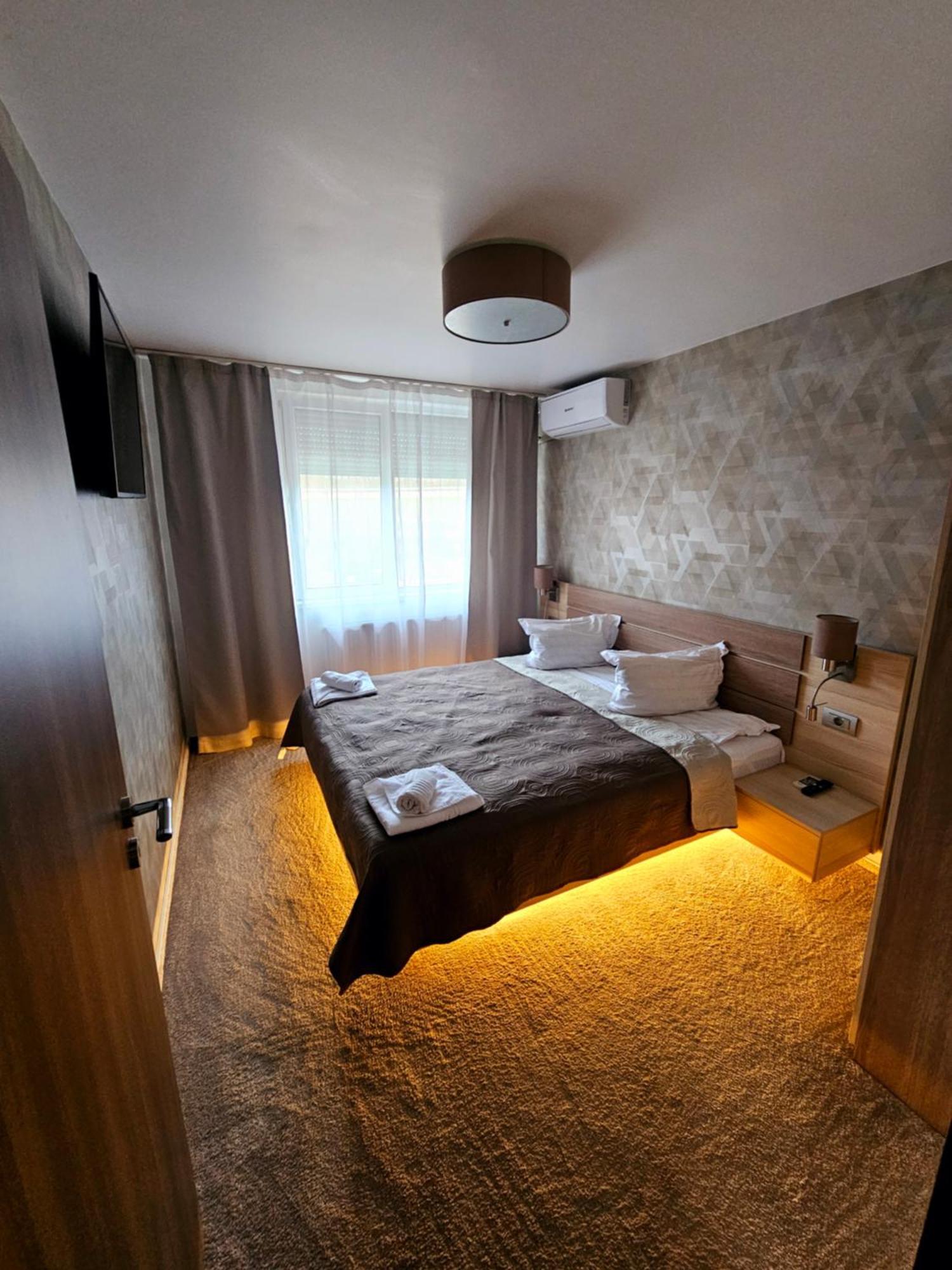 Cazare Apartamente Iris Băile Felix Exterior foto