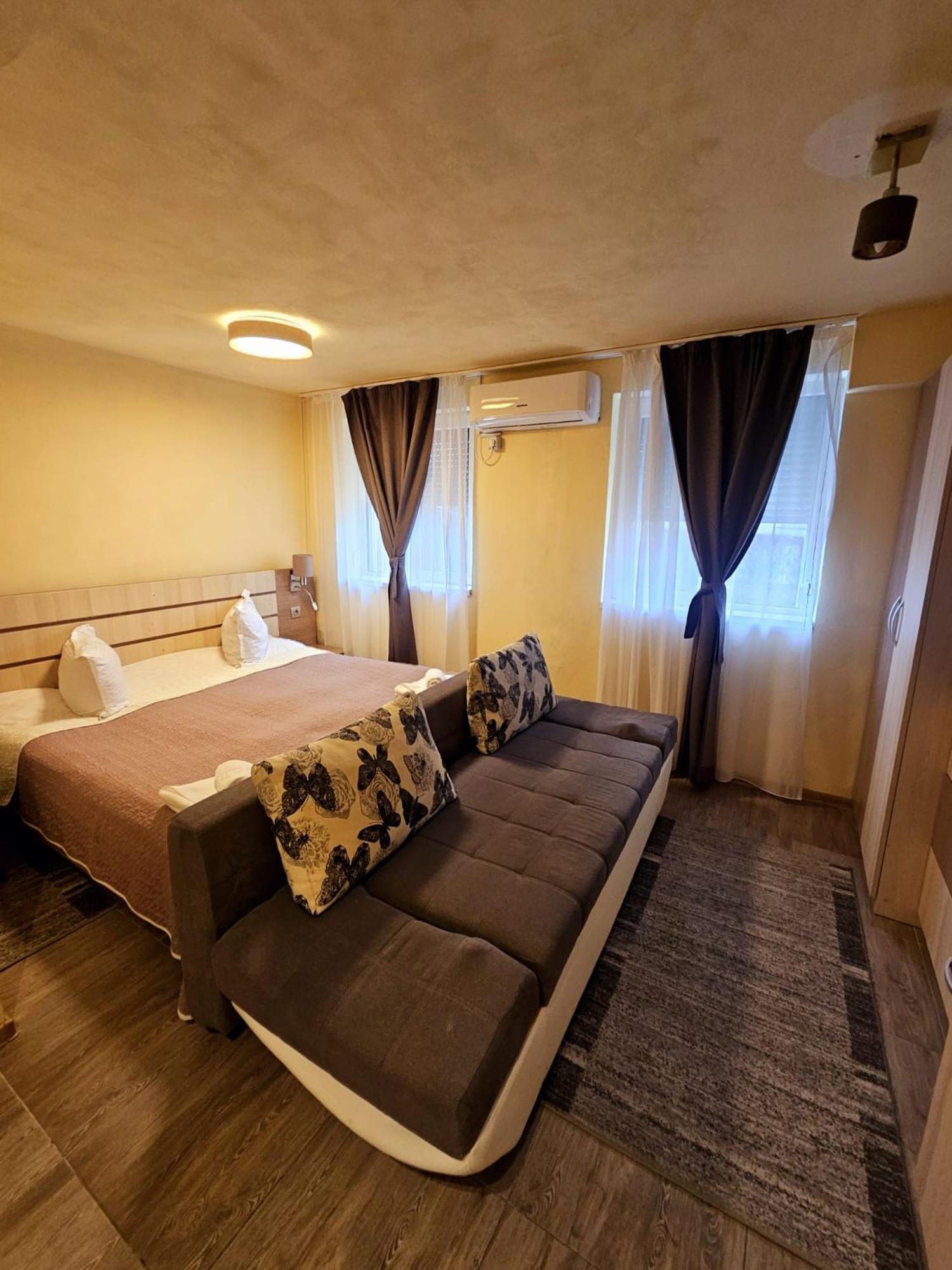 Cazare Apartamente Iris Băile Felix Exterior foto
