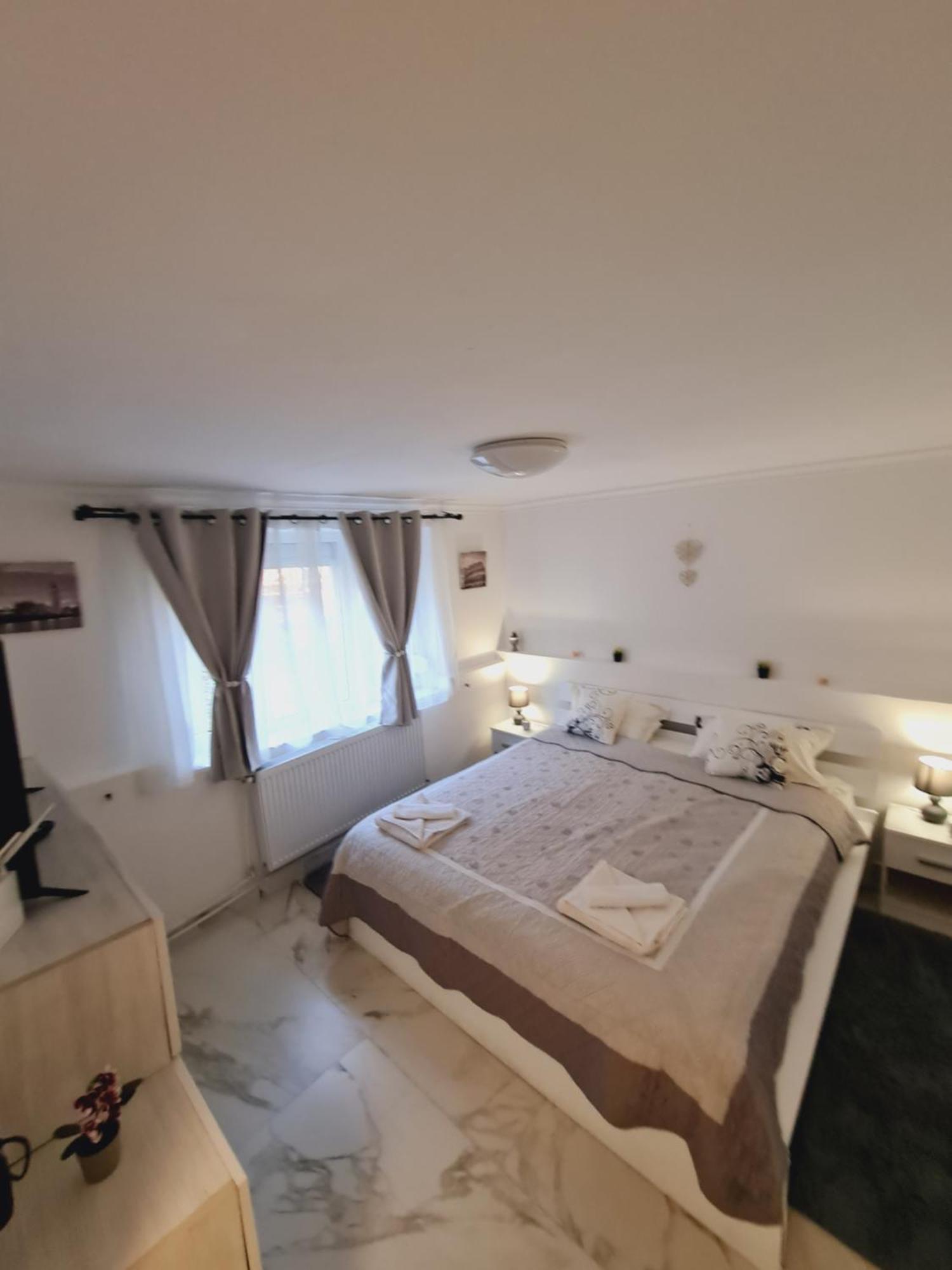 Cazare Apartamente Iris Băile Felix Exterior foto